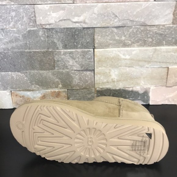 UGG Classic Women's Ultra Mini Ankle Boot - Picture 9 of 10